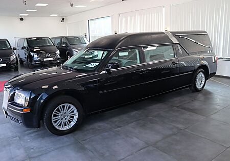 Chrysler 300C Bestattungswagen / Leichenwagen