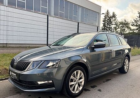 Skoda Octavia Combi/ACC/PDC/KAMERA/SCHECK/CARPLAY/NAVI