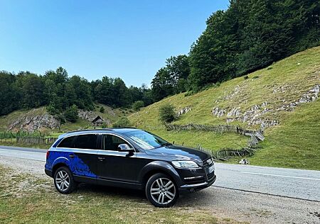 Audi Q7 3.0 TDI (DPF) quattro tiptronic -