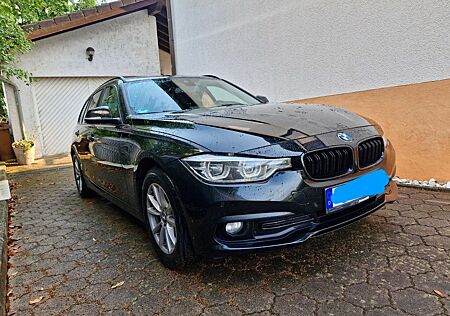BMW 318d Touring Advantage Advantage