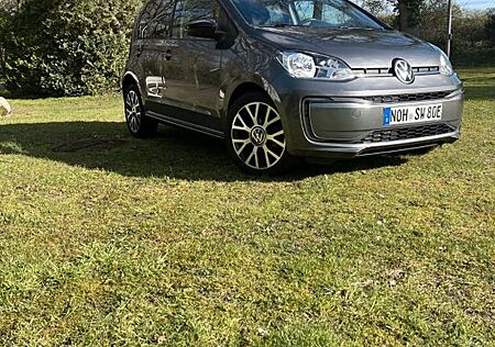VW e-up! Volkswagen Style Plus 61kW SHZ*RFK*PDC*TEMPO*KL