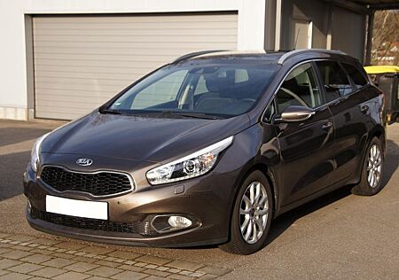 Kia Cee'd Sportswagon Ceed Sportswagon 1.6 GDI KAT PANORAMA NAVI
