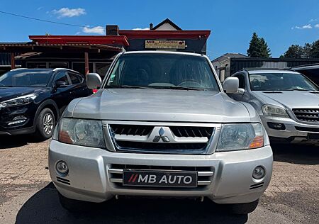 Mitsubishi Pajero 3,2L 4X4 KLIMAAUTO LEDER