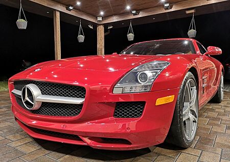 Mercedes-Benz SLS AMG Coupe