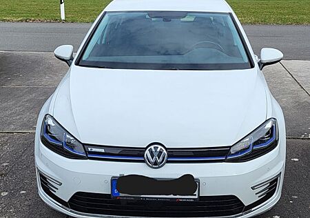 VW Golf Volkswagen e- eGolf
