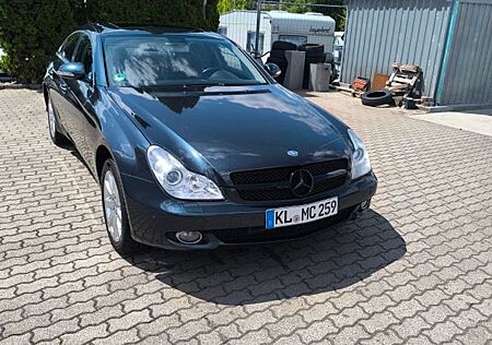 Mercedes-Benz CLS 500 -