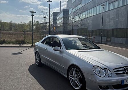 Mercedes-Benz CLK 220 CDI ELEGANCE Elegance