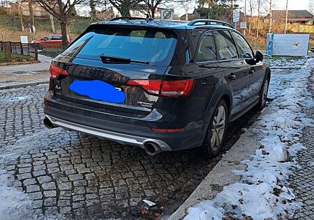 Audi A4 Allroad 45 TFSI S tronic quattro Avant -