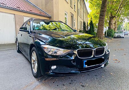 BMW 320d Touring Modern Line NAVI ALU AUSTAUSCHMOTOR