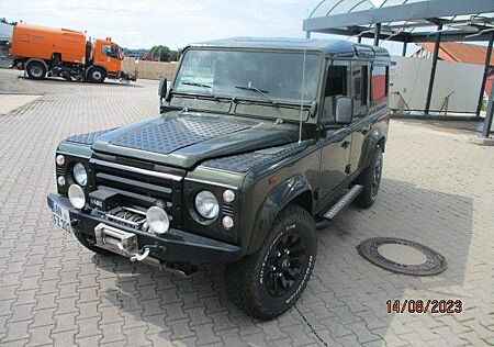 Land Rover Defender G4 110 Td5 Station Wagon