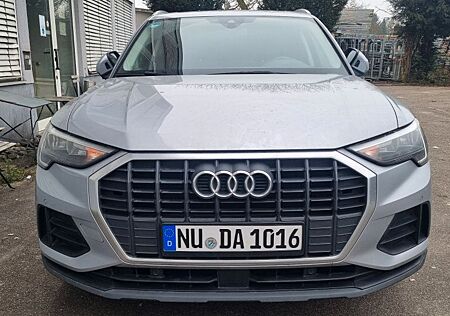 Audi Q3 35 TDI S tronic