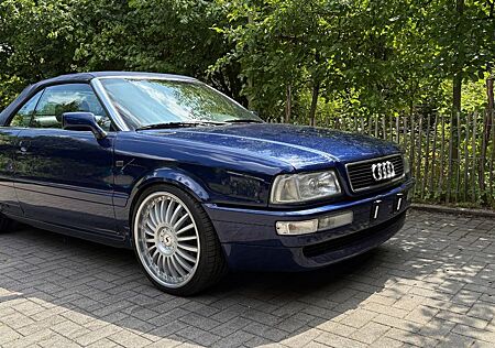 Audi Cabriolet 2.6 - 6 Zylinder, wenig KM