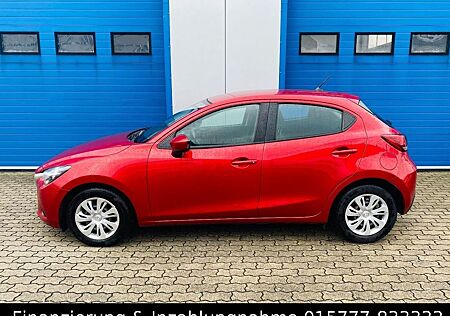 Mazda 2 Lim. Sommer & Winterräder Tempomat Klima