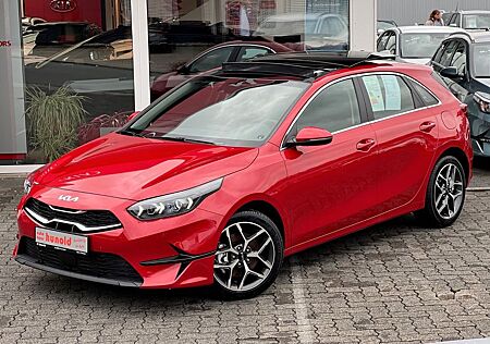 Kia Cee'd Ceed 1.5 T-GDI Spirit PANO + NAVI + AUTOMATIK