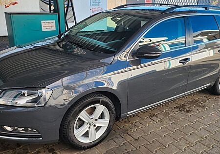 VW Passat Variant Volkswagen Passat 1,6 TDI BMT 140 Ps AHK, Pano, Navi
