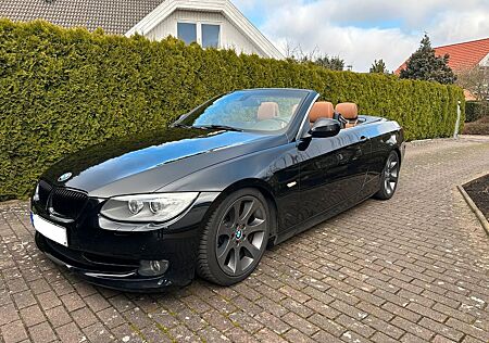 BMW 318i E93 CABRIO - SCHWARZ, SPORTFAHRWERK, ...