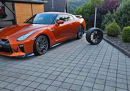 Nissan GT-R 3.8l