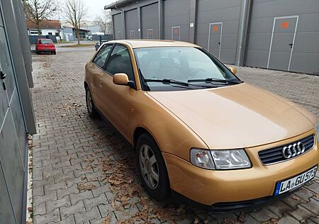 Audi A3 1.6 Ambiente