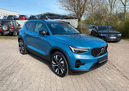 Volvo XC 40 XC40 B4 ULTIMATE DARK 360°CAM+STANDHZG+PIXEL+20"