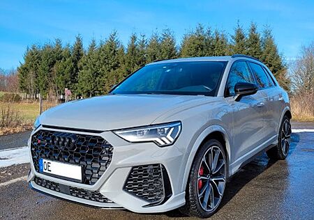Audi RS Q3 RSQ3 2.5 TFSI quattro | EZ 2021 | 400 PS