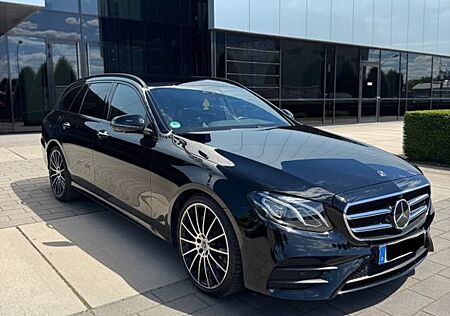 Mercedes-Benz E 220 d T Autom, AMG, Nightpaket, AHK, Garantie