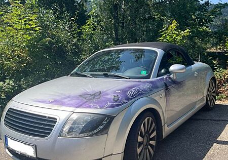 Audi TT Roadster 1.8T -