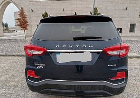 SsangYong Rexton 2.2 Diesel e-XDi 220 Sapphire 4WD Vollaus