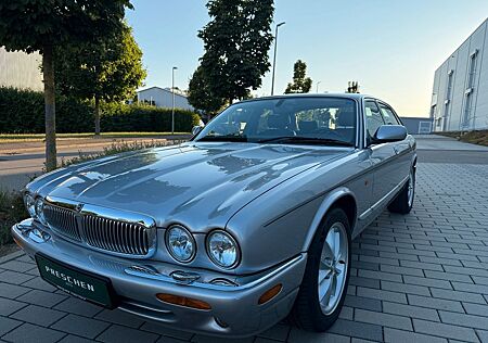 Jaguar XJ 4.0 V8 Sovereign Topzustand