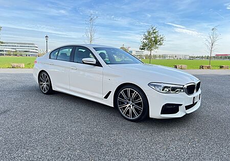BMW 530i xDrive A M Sport NAVI LED SHZ Kamera