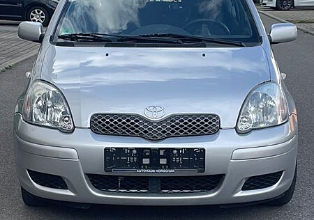 Toyota Yaris 1.0 -