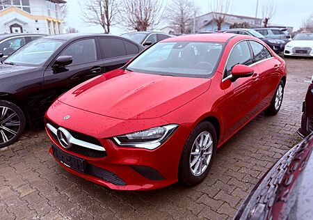 Mercedes-Benz CLA 180 |Neues Modell|1.Hand|orig. 41tkm|T-Leder|