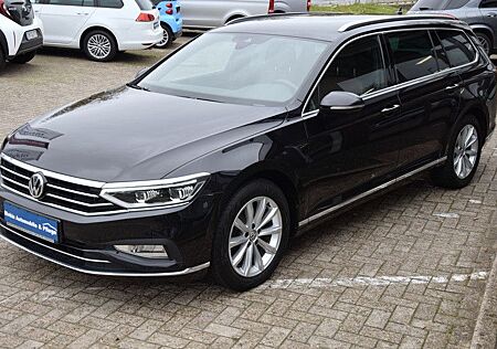 VW Passat Volkswagen 2.0 TDI SCR DSG Elegance Leder Navi LED