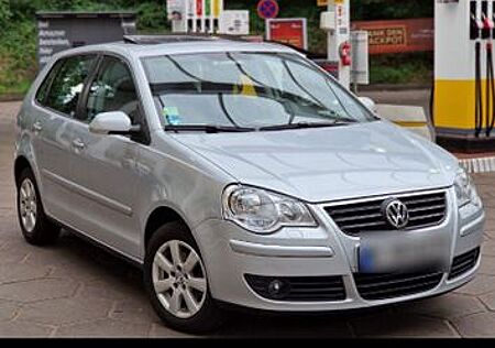VW Polo Volkswagen 1.4 AUTO TRENDLINE Trendline