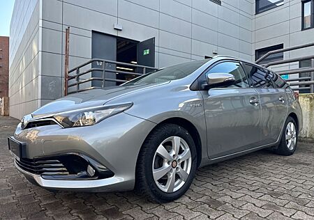 Toyota Auris TOURING SPORTS 1.8 HYBRID AHK/SPUR/RFK/TEM
