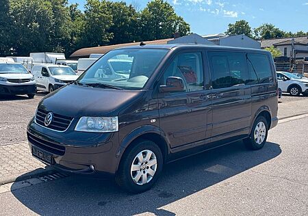 VW T5 Transporter Volkswagen T5 Bus Multivan Behindertengerecht