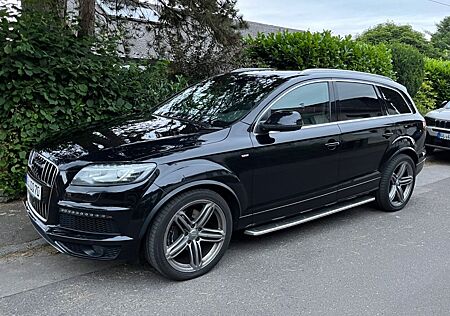 Audi Q7 4.2 TDI quattro exclusive -VOLL- 7 Sitzer