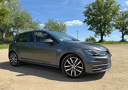 VW Golf Volkswagen 1.5 TSI Highline, ACC Display, Kamera..