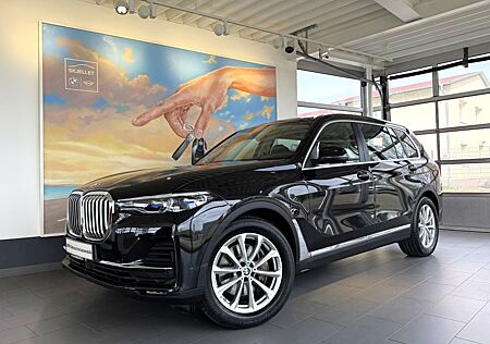 BMW X7 xDr40i 7-SITZE PANO+SKY+ACC+HUD+LASER+KOMF+AL