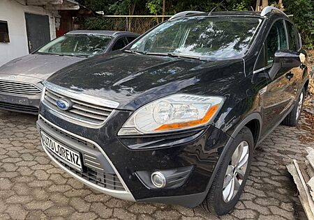 Ford Kuga Titanium *AUTOMATIK*ALLRAD*PDC*