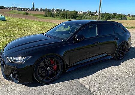 Audi RS6 Performance,Keramik,305 km/h,Voll.,EZ. 03.25