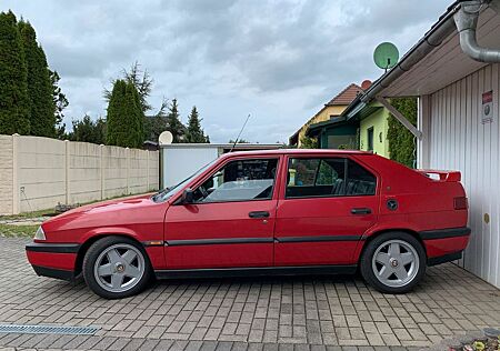 Alfa Romeo 33 1.7 ie 54000 km Rot Tüv neu