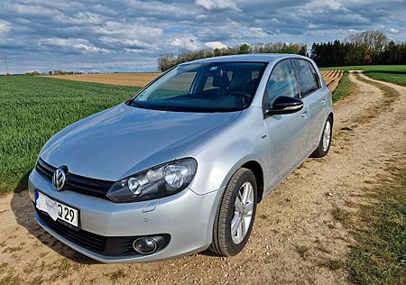 VW Golf Volkswagen 1.2 TSI 63 kW MATCH MATCH