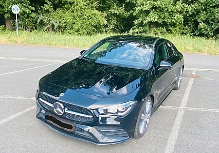 Mercedes-Benz CLA 220 AMG Line