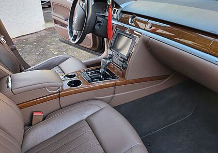 VW Phaeton Volkswagen 3.0 V6 TDI lang 4MOT. Tiptronic 4-Si...