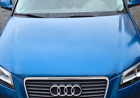 Audi A3 1.6 S line gepflegt und guter Zustand