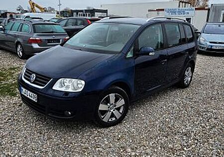 VW Touran Volkswagen Highline