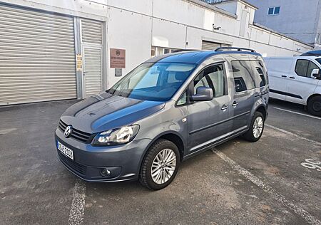 VW Caddy Volkswagen 1,6TDI DSG 5 Sitzer
