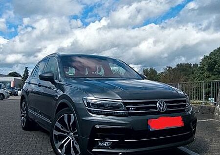 VW Tiguan Volkswagen r line 2.0 TDI Highline DSG Pano Top