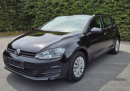 VW Golf Volkswagen 1.2 TSI 63kW BMT Trendline Trendline