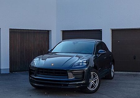 Porsche Macan Basis